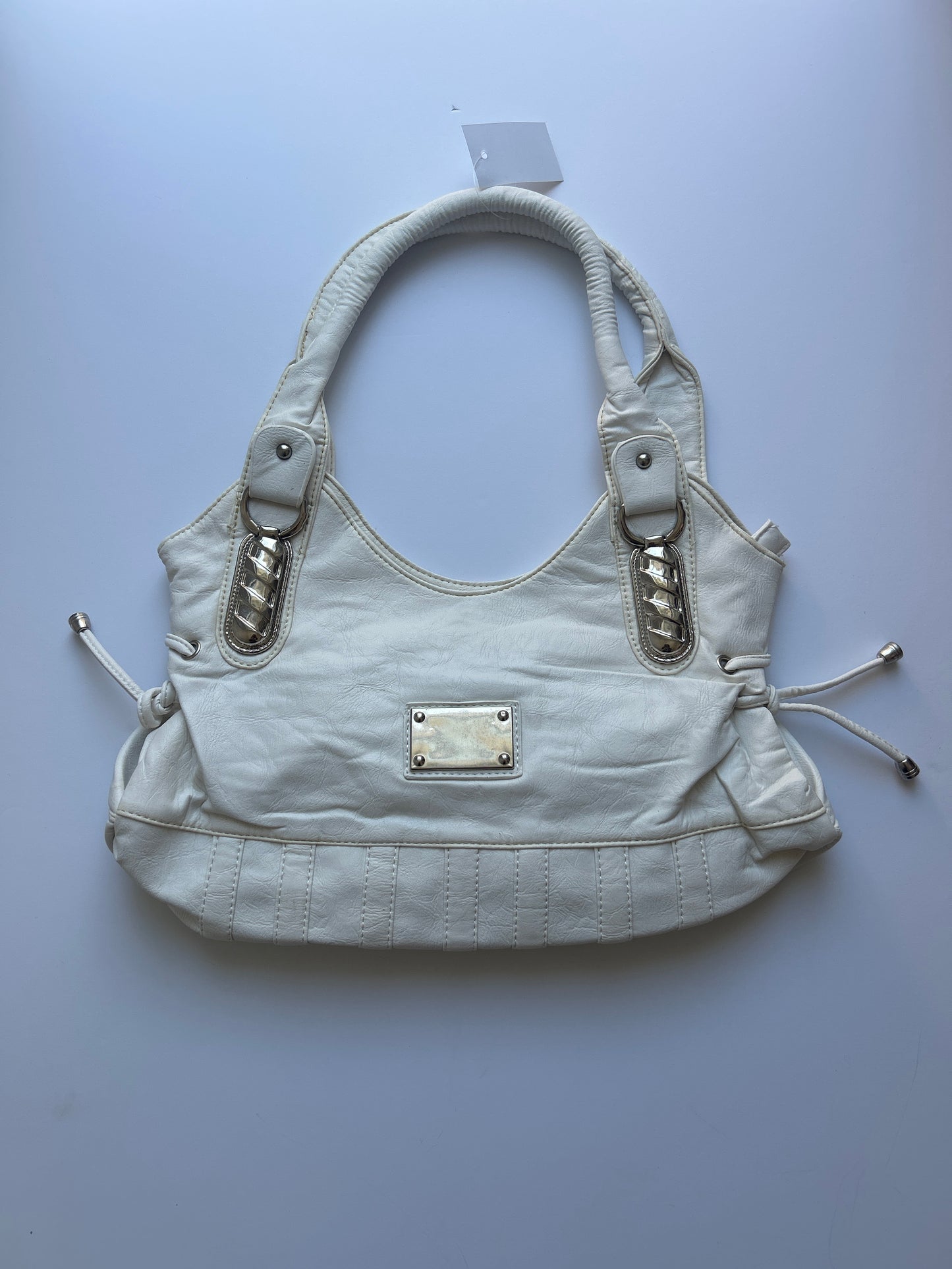 Beautiful old white medium bag deadstock