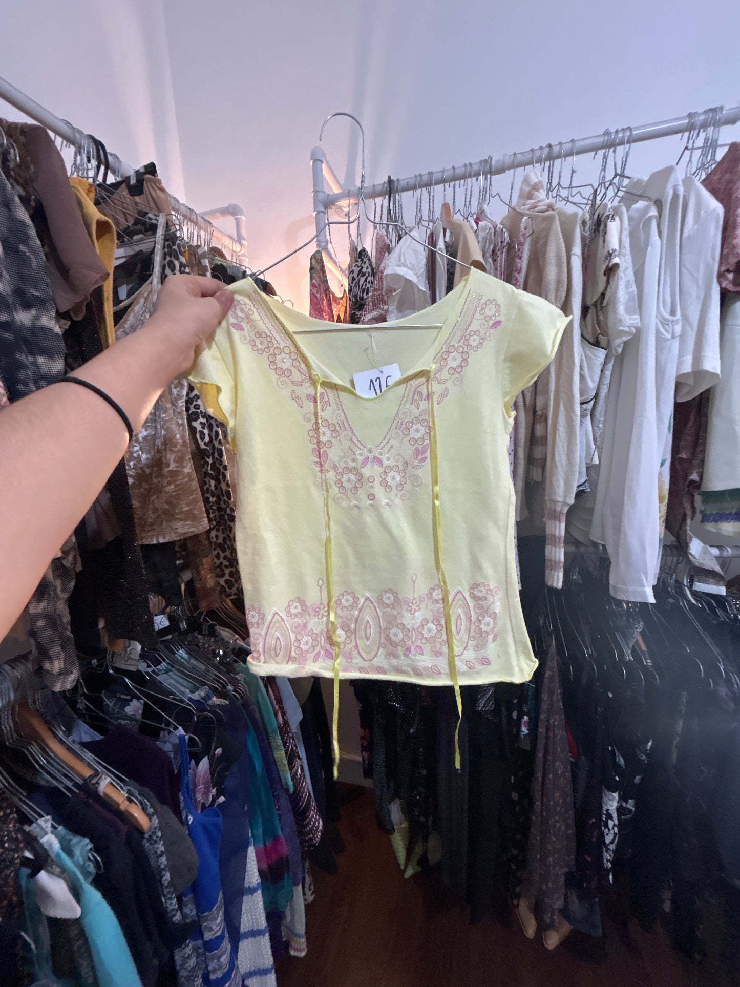Adorable baby yellow top size S
