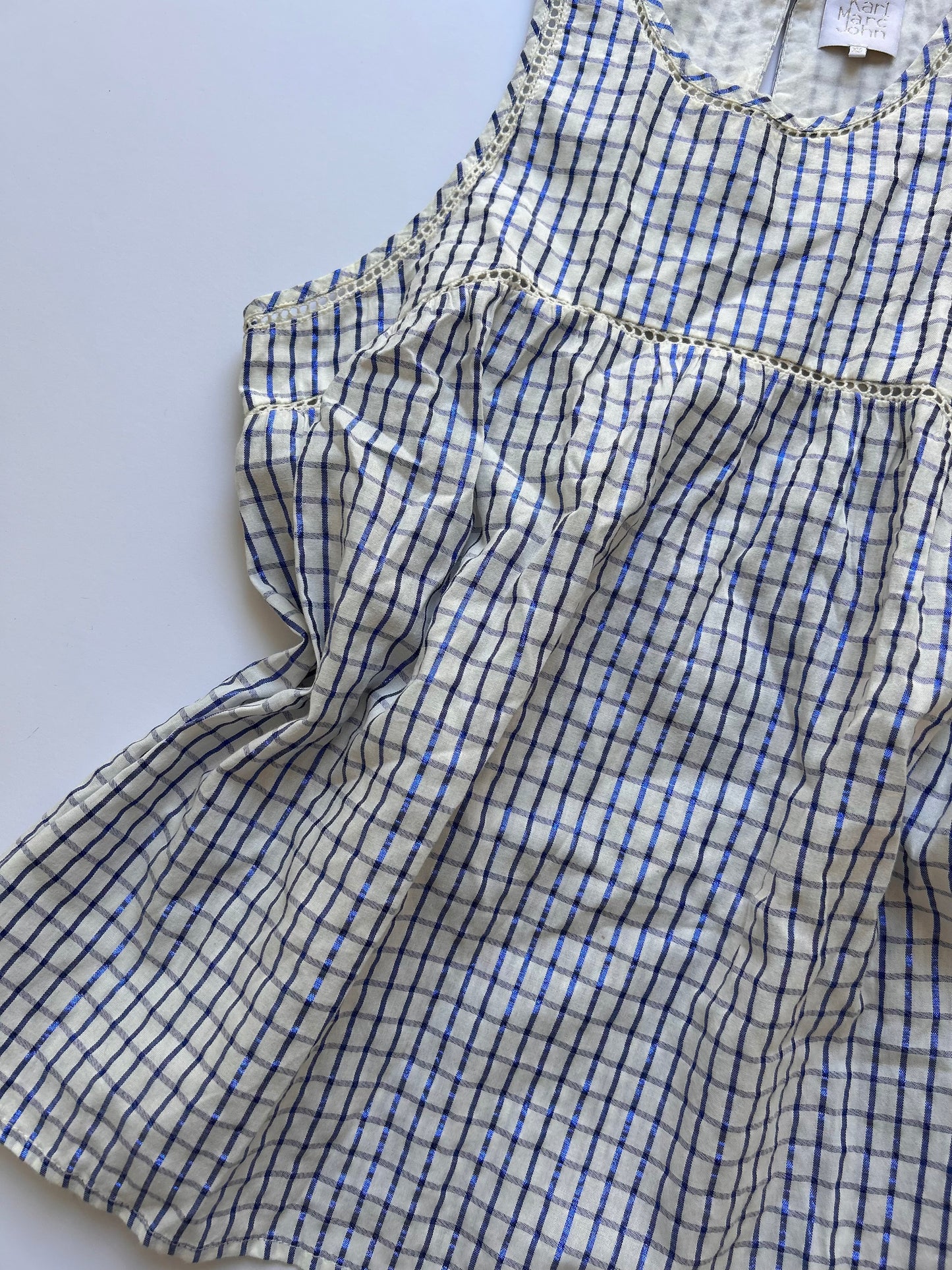 Adorable cute top size XS