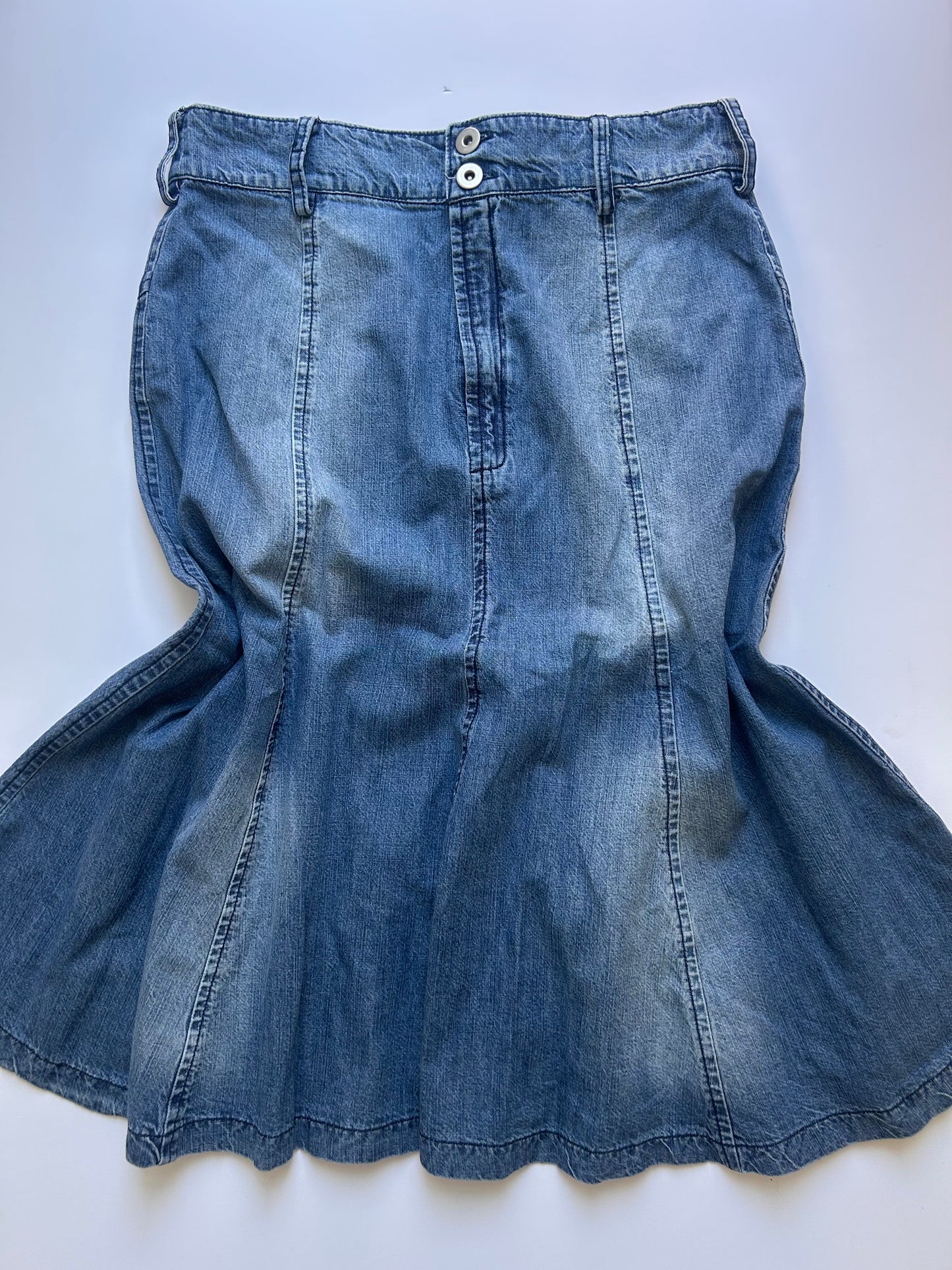 Adorable denim midi skirt size 36