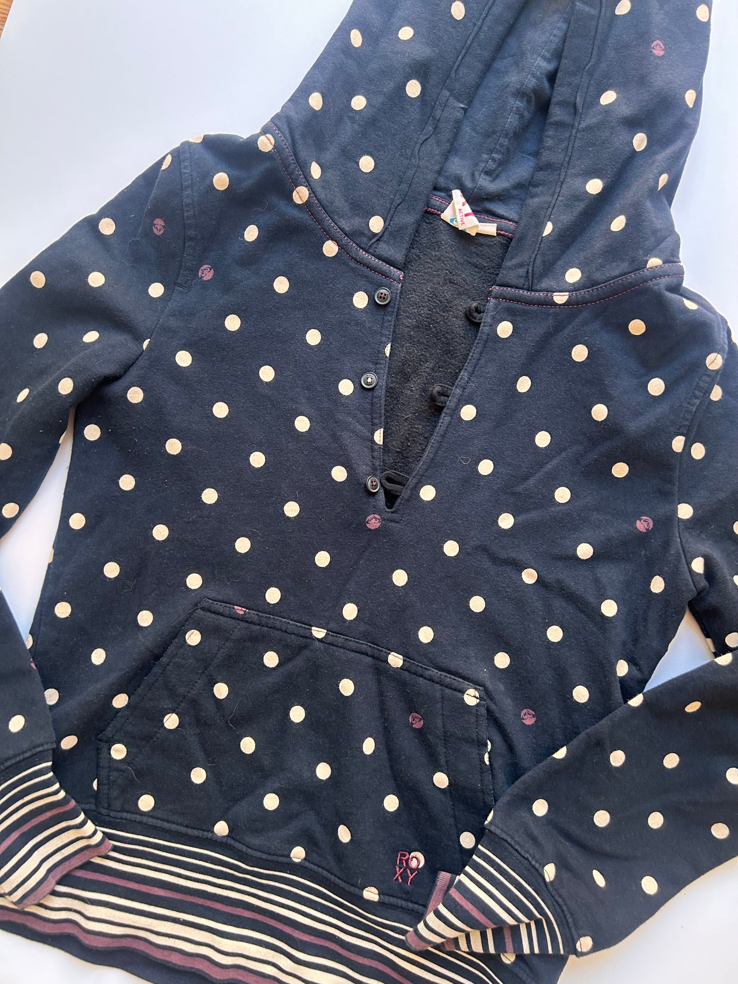 Adorable dots sweater size S