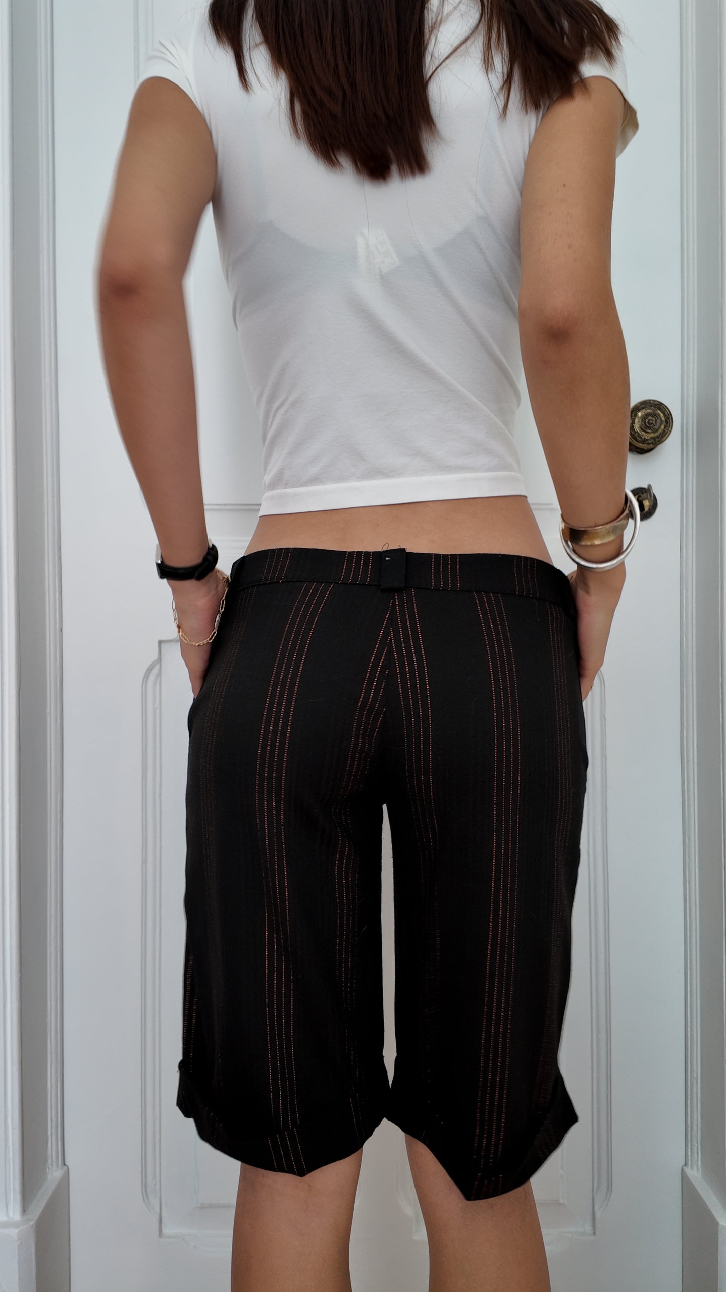 Adorable capri shorts with stripes size 38