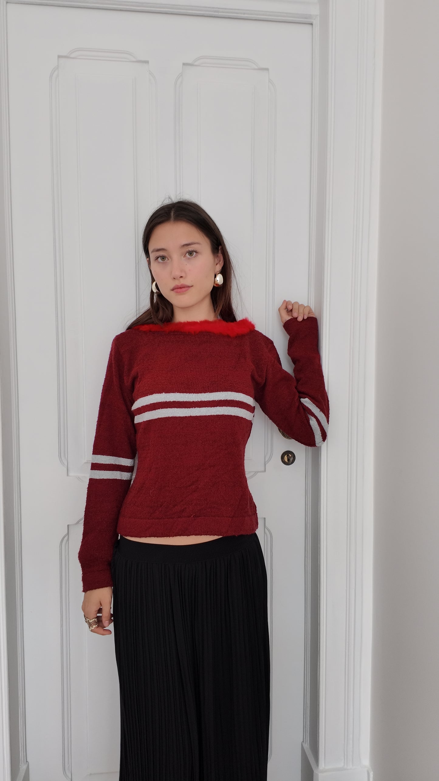 Adorable vintage red long sleeve top size S