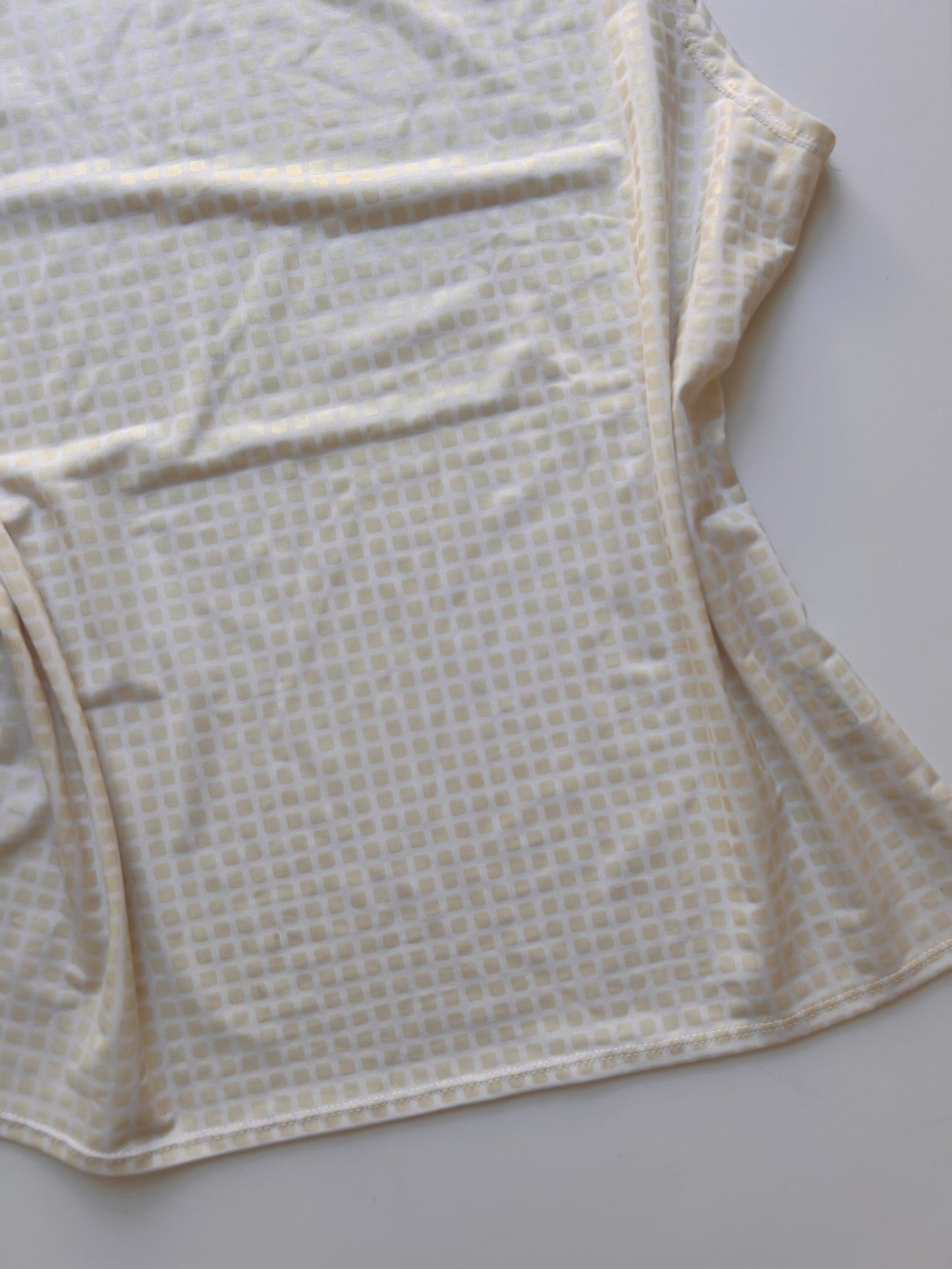 Square detailed top size XL