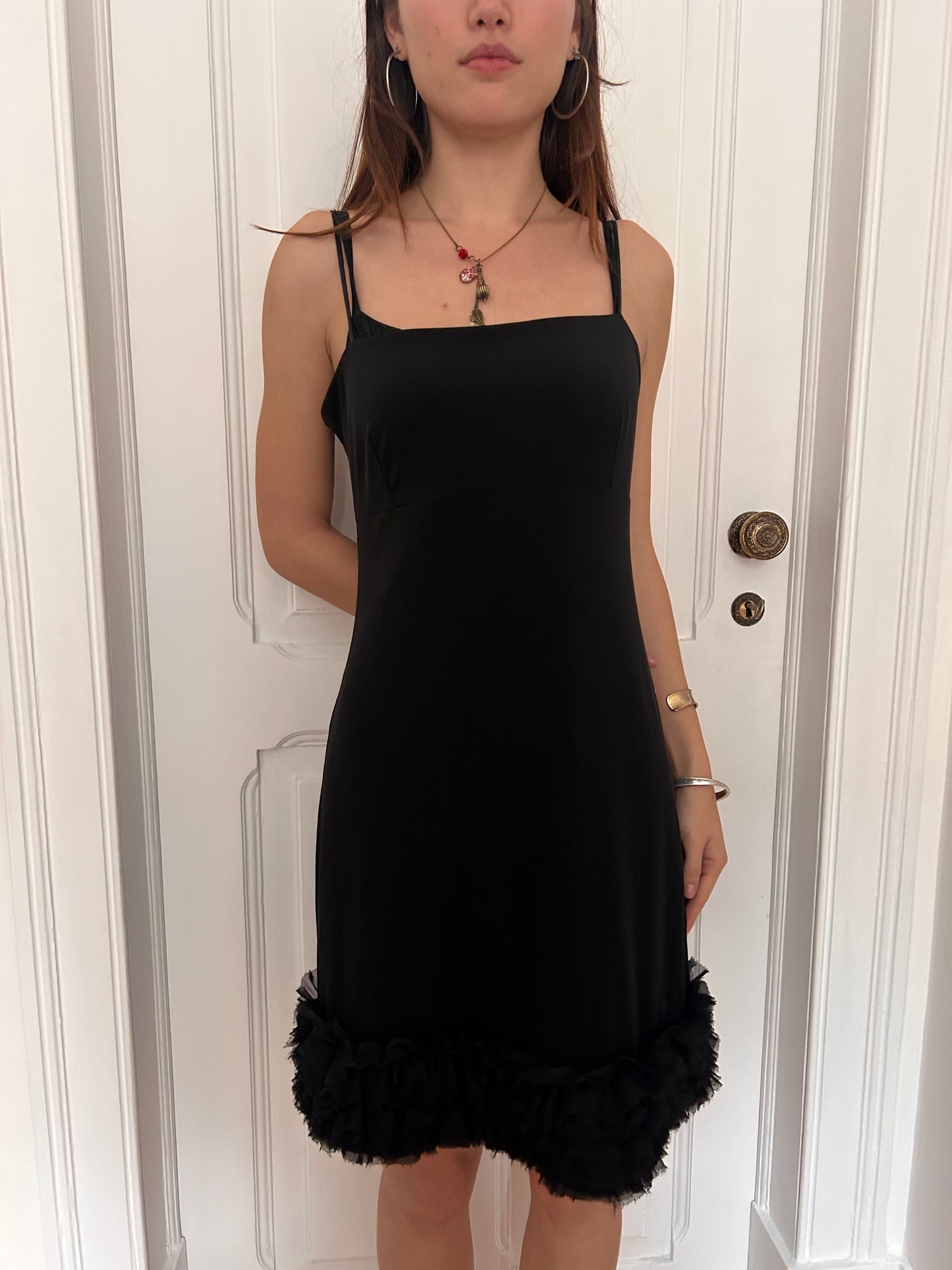 Adorable classic black dress size M