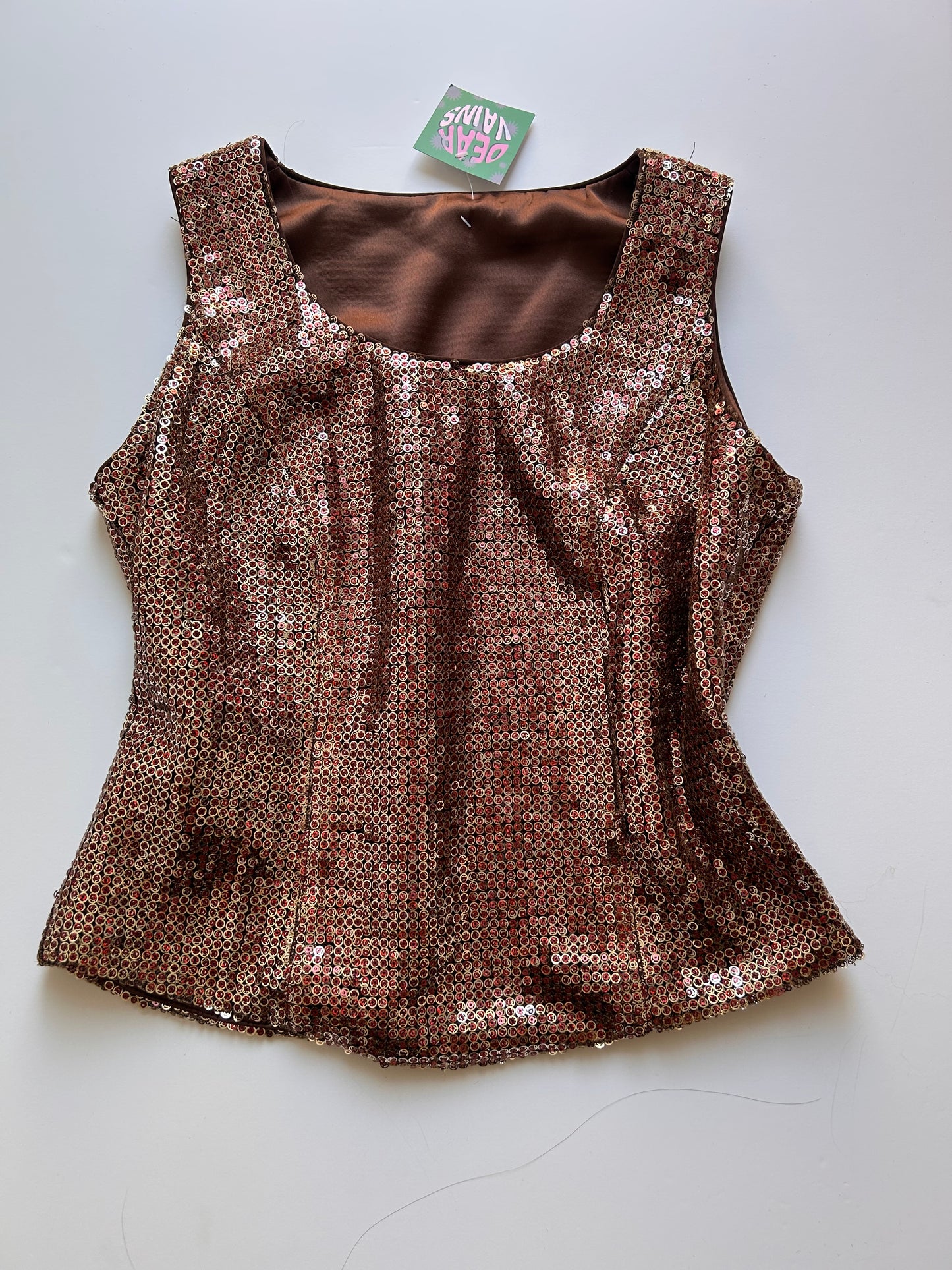 Adorable sequin too size M
