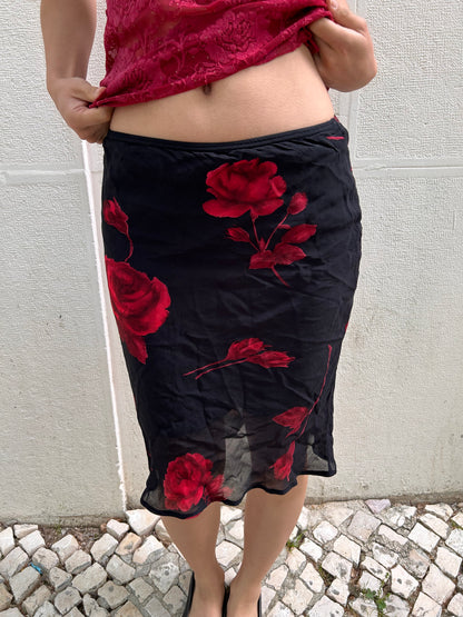 Adorable rose midi skirt size S