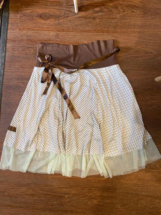 Adorable dot skirt size S