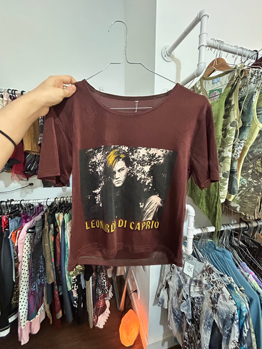 Adorable Leo tshirt size M/L