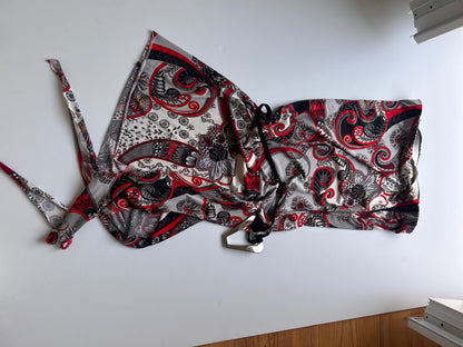 Amazing midi dress with belt detail size XS/S