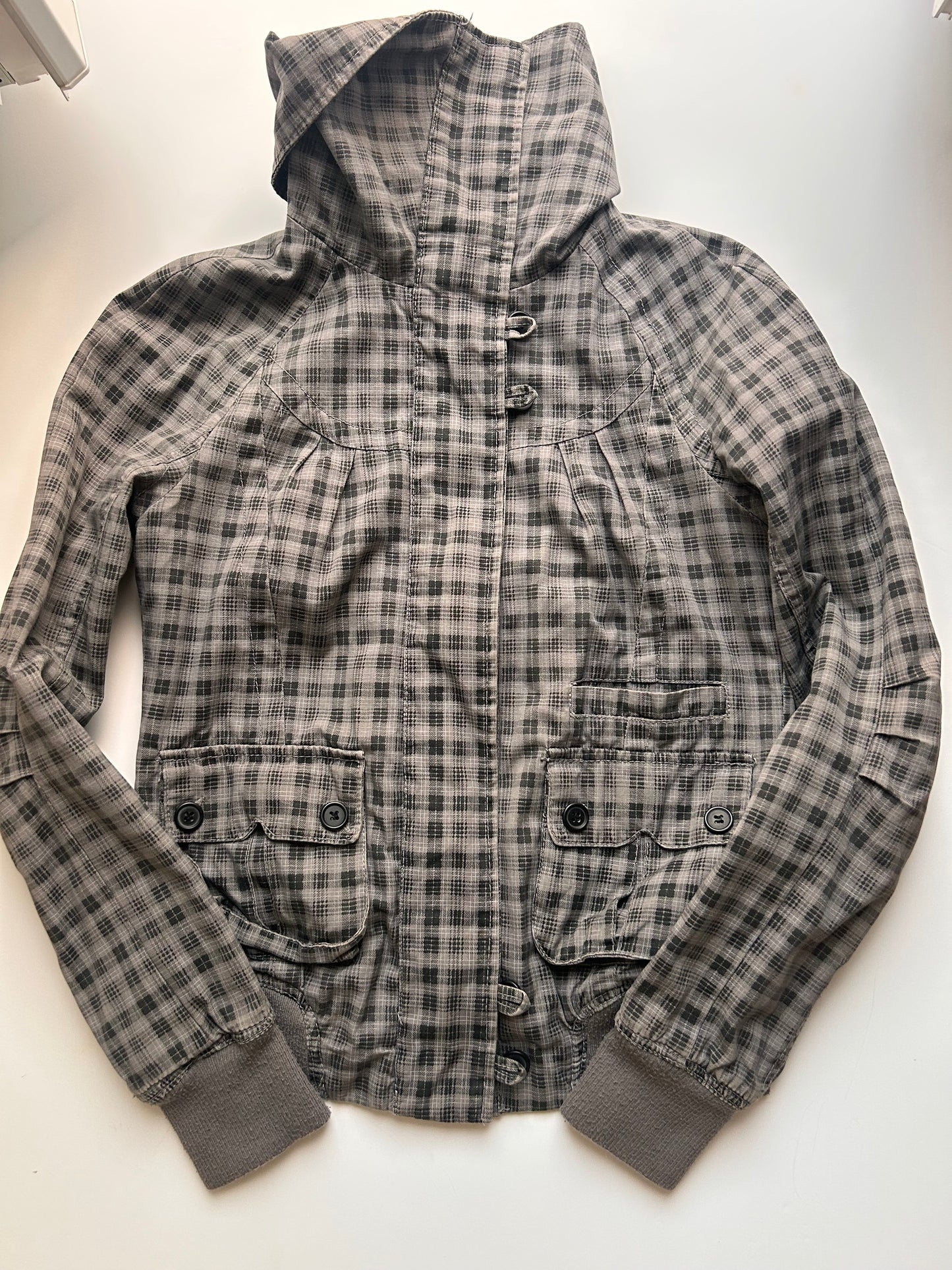 Adorable plaid jacket size M