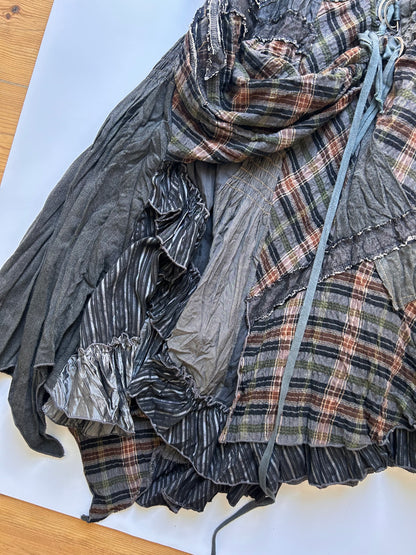 Iconic grunge maxi skirt size 38