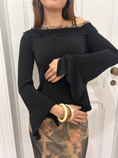 Adorable off the shoulder long sleeve top dark fairy size S