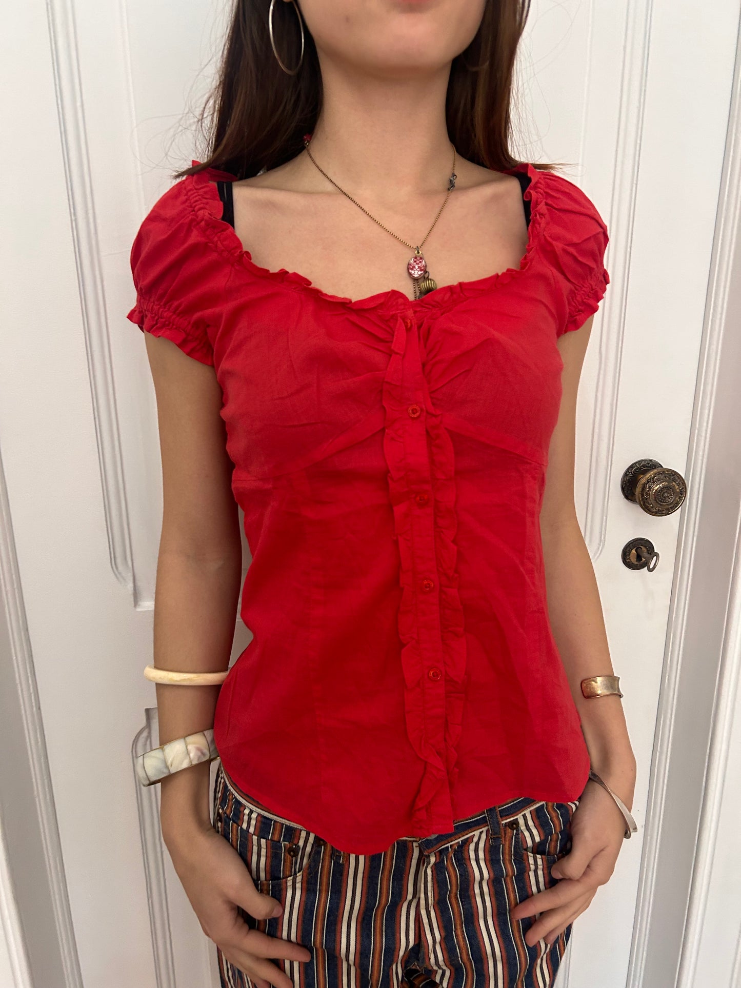 Adorable milkmaker style red coquette top size M