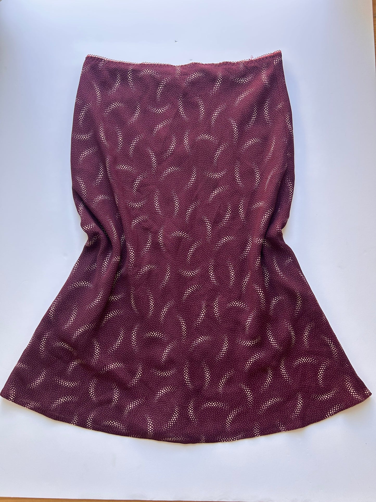 Adorable midi skirt size 38