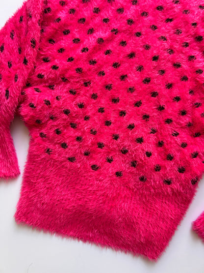 Iconic fluffy sweater with black dots size M/L
