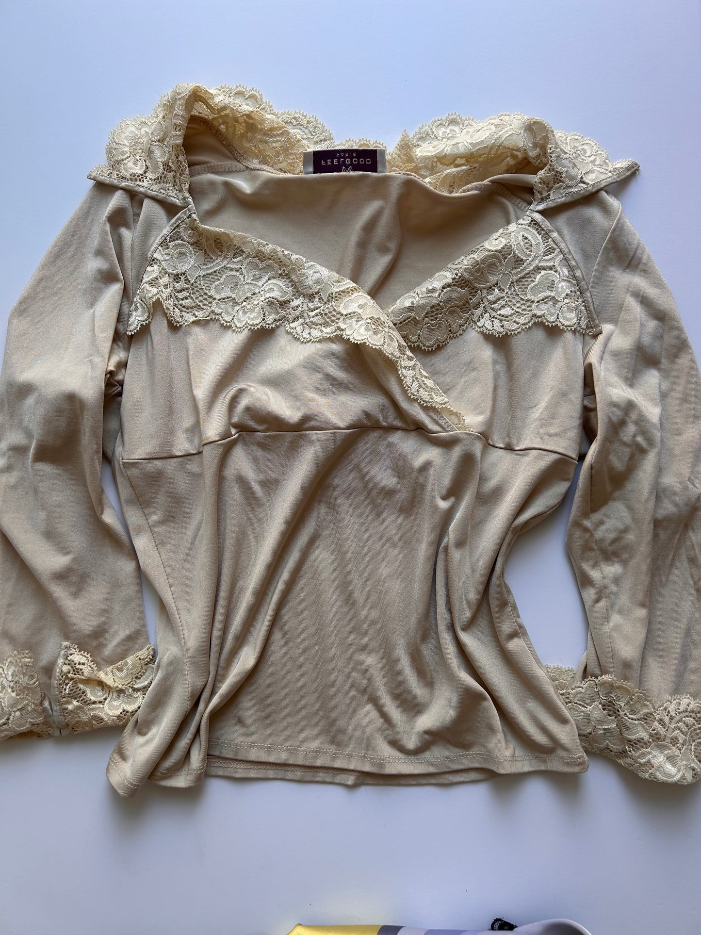 Adorable beige long sleeve top with lace detail size S