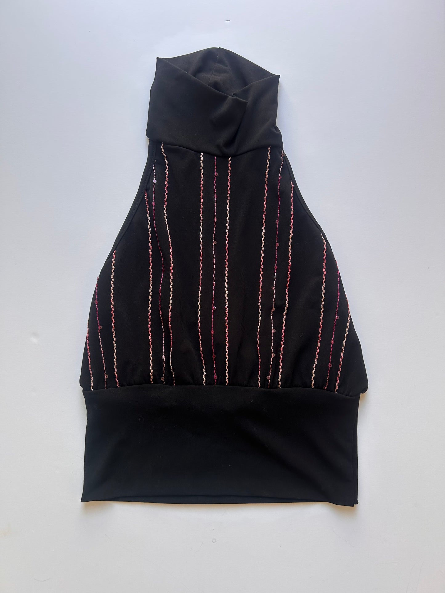Adorable Y2K halter black top size XS