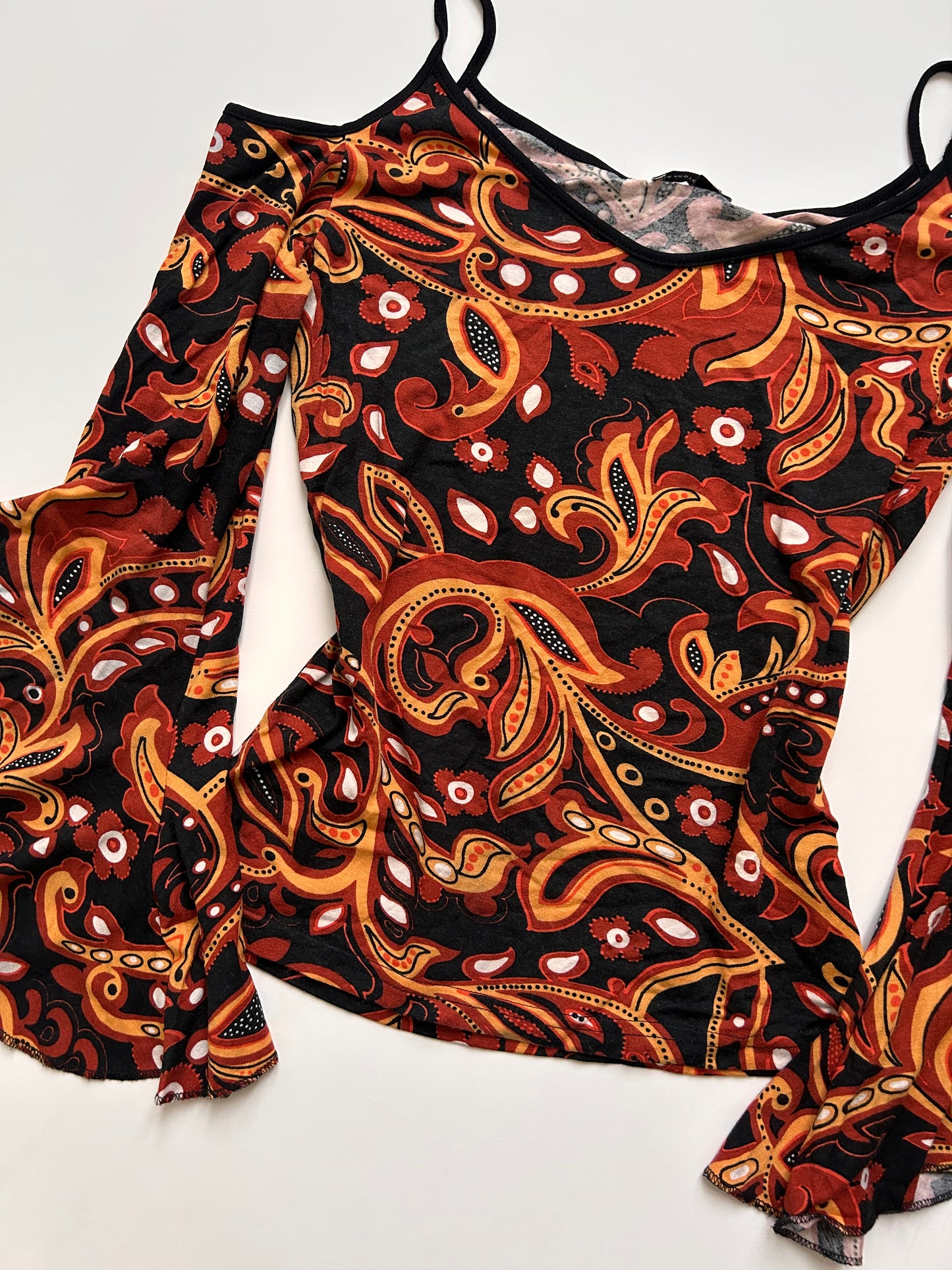 Iconic funky no shoulder top size S