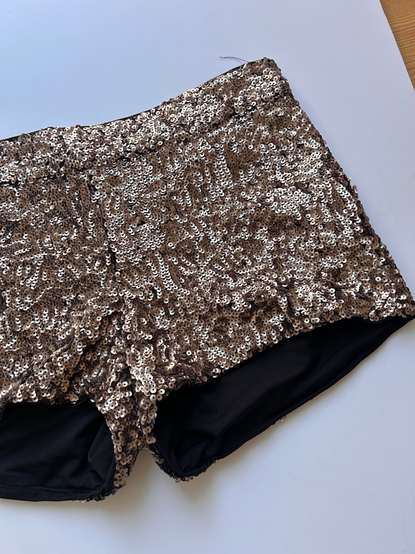 Adorable sequin mini shorts size 38