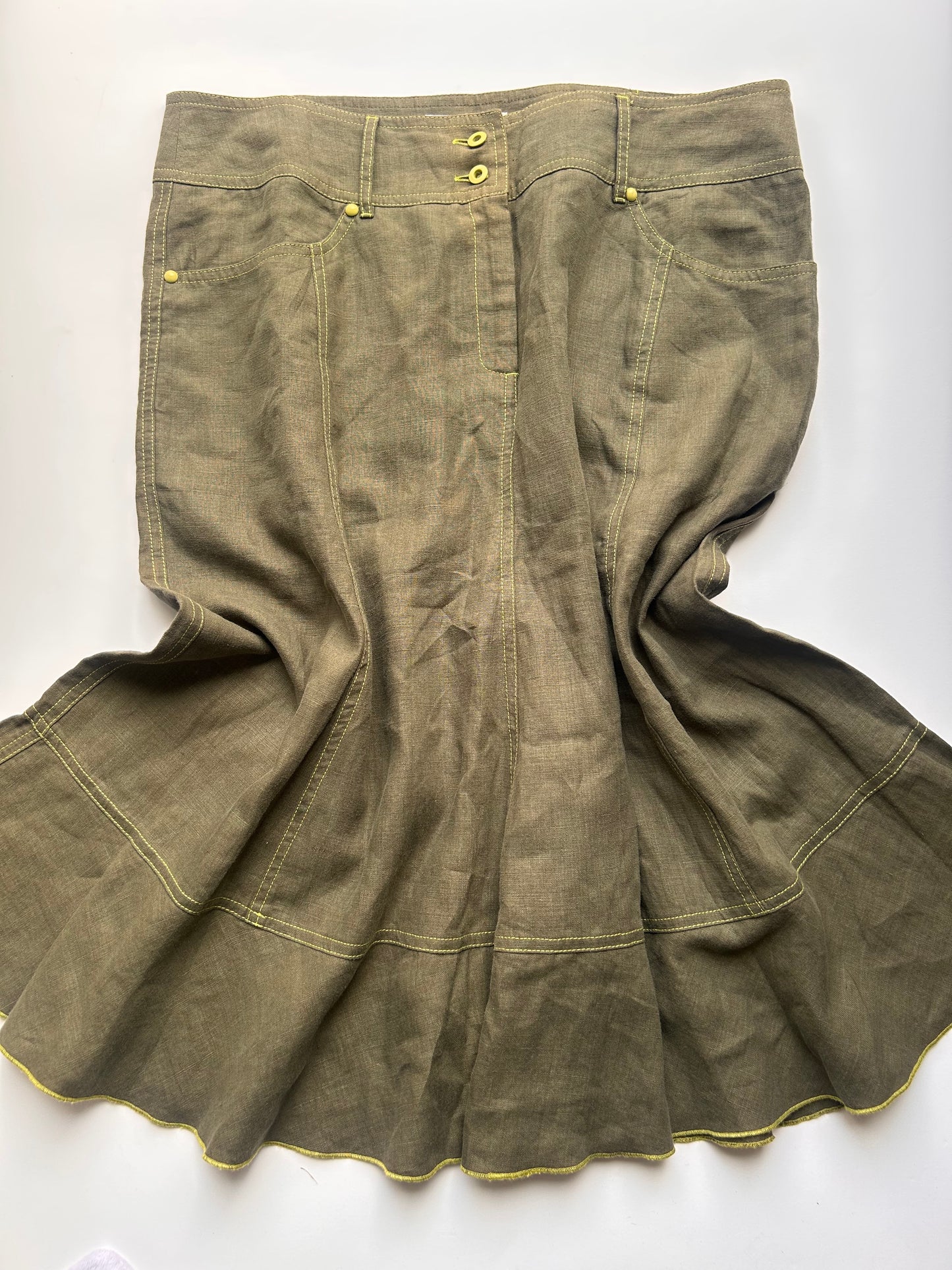 Iconic vintage green skirt size 42