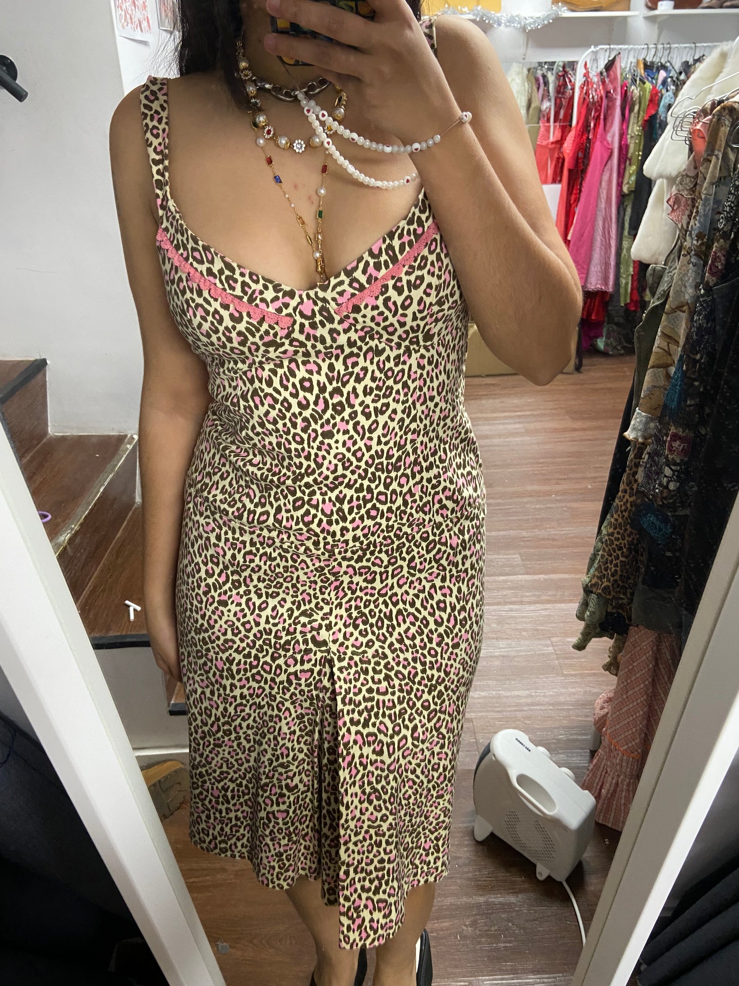 Iconic y2k cheetah dress with pink details size 38