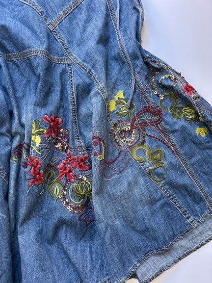 Adorable maxi flower skirt size 38