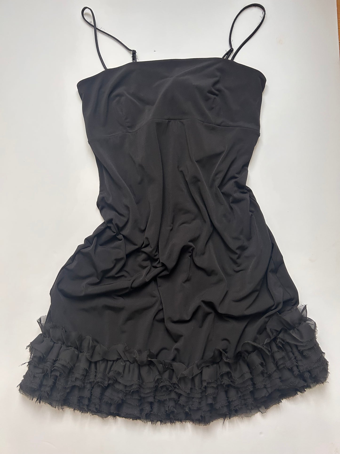 Adorable classic black dress size M