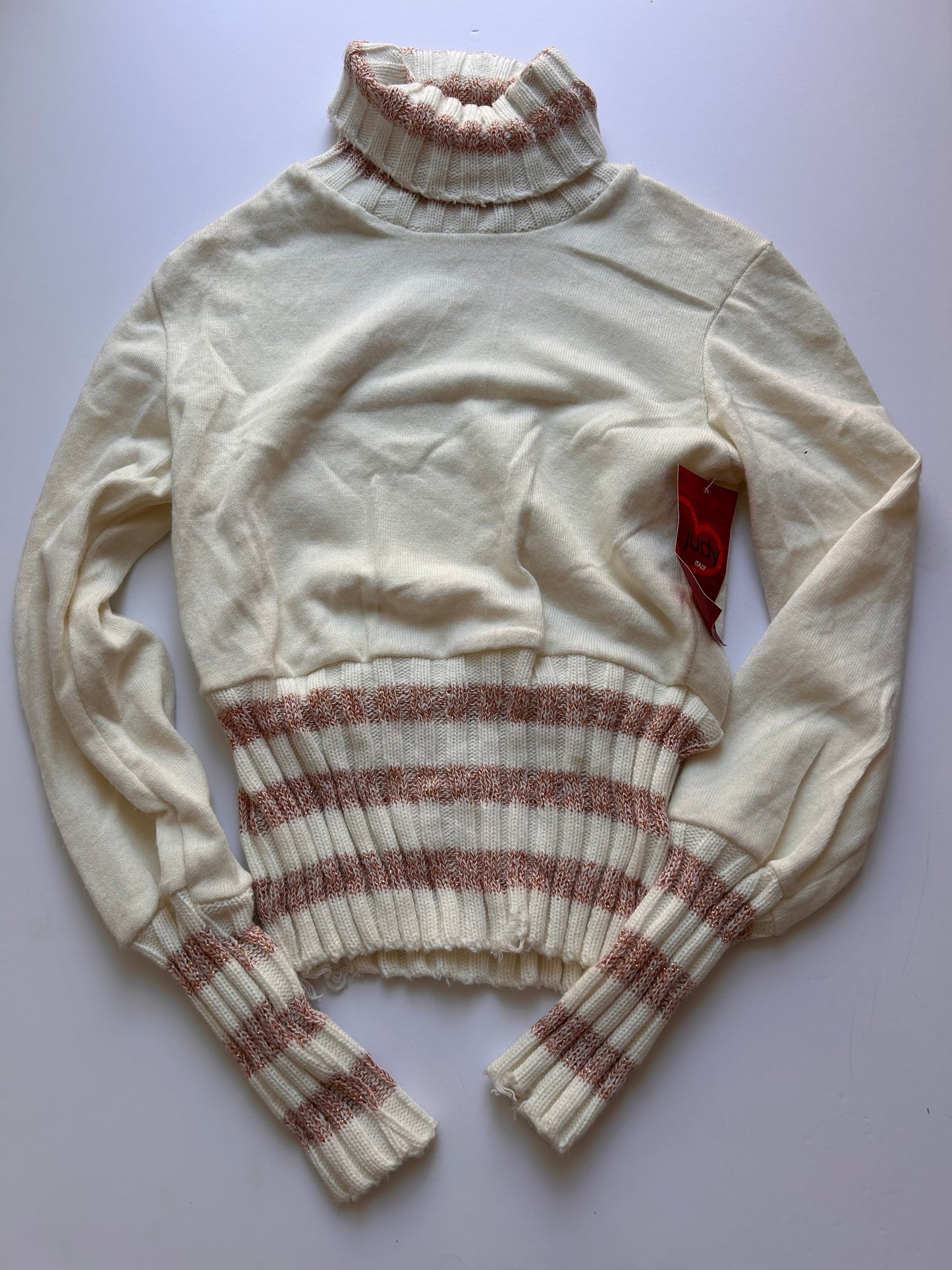 Adorable high nick deadstock top with stripe detail size S