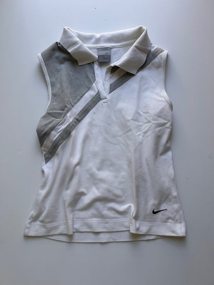 Adorable y2k Nike top size M/L