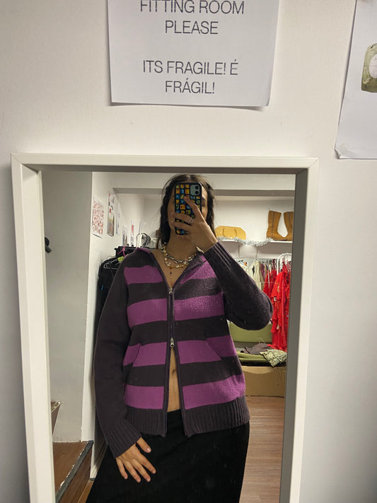 Perfect stripped purple sweater size L