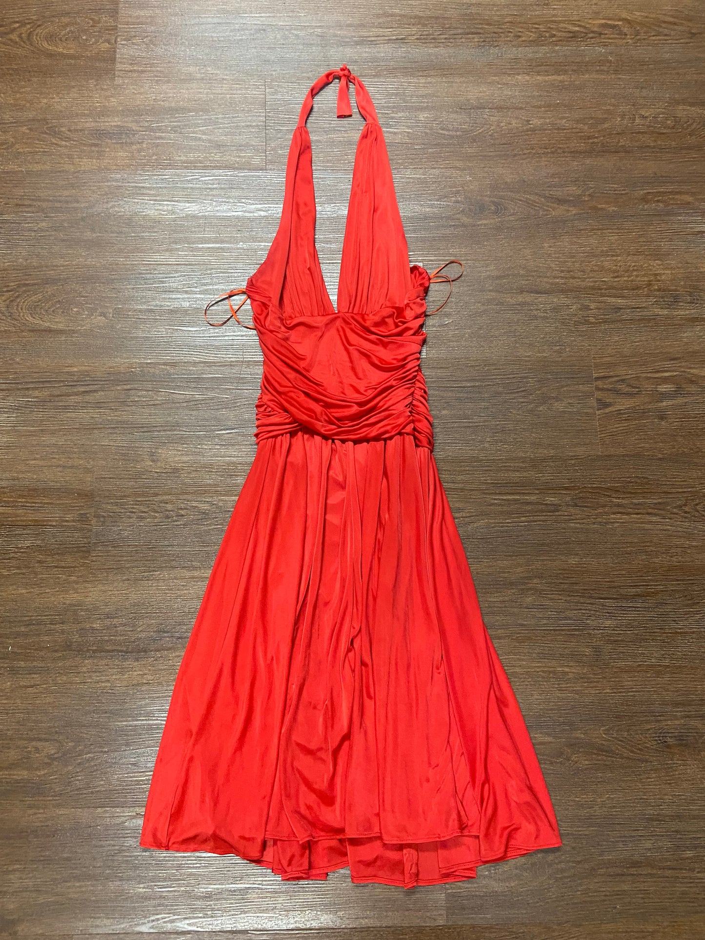 Adorable halter dress size S