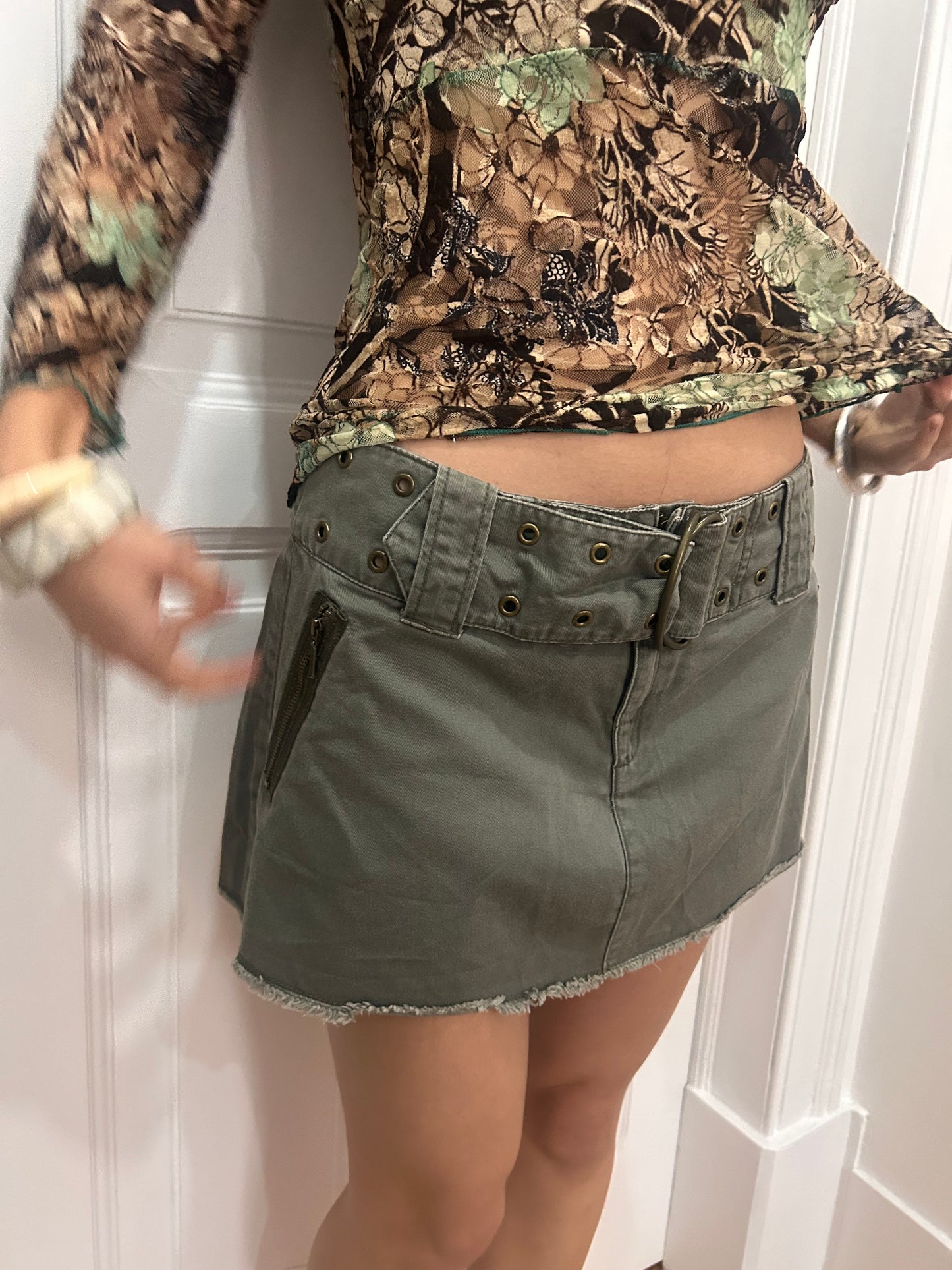 Perfect mini skirt with belt detail size 38