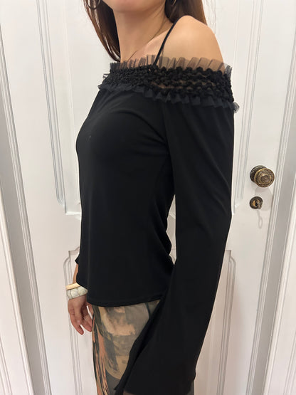 Adorable off the shoulder long sleeve top dark fairy size S