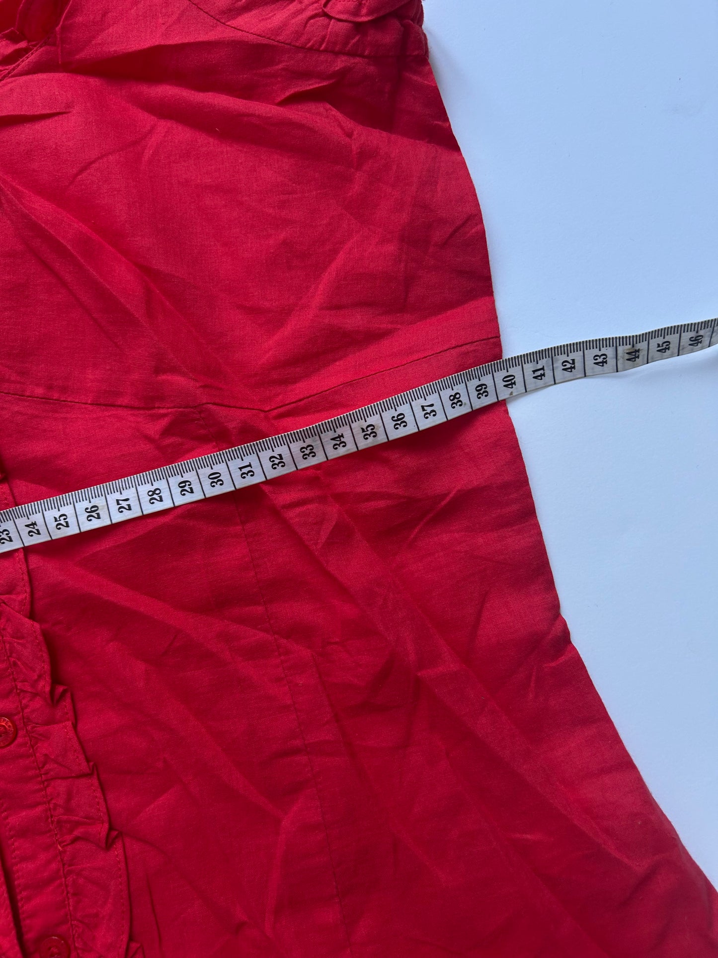 Adorable milkmaker style red coquette top size M