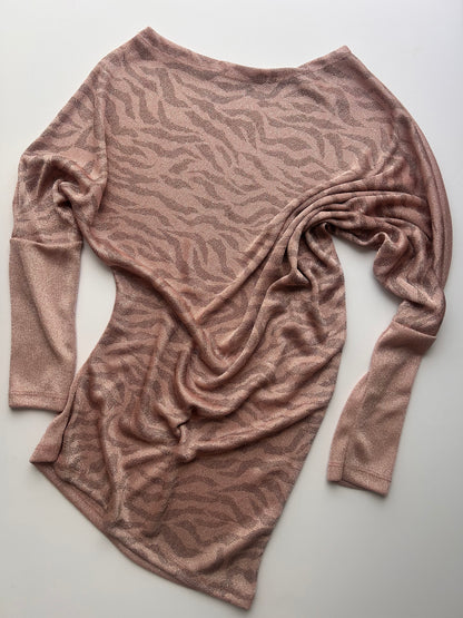 Perfect long sleeve rusty ligh pink with silver details size S