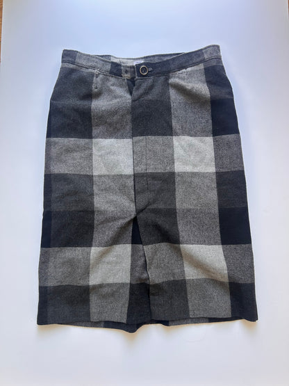 Iconic size 32 plaid skirt