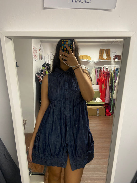 Perfect denim dress size M/L (Fits oversized on S)