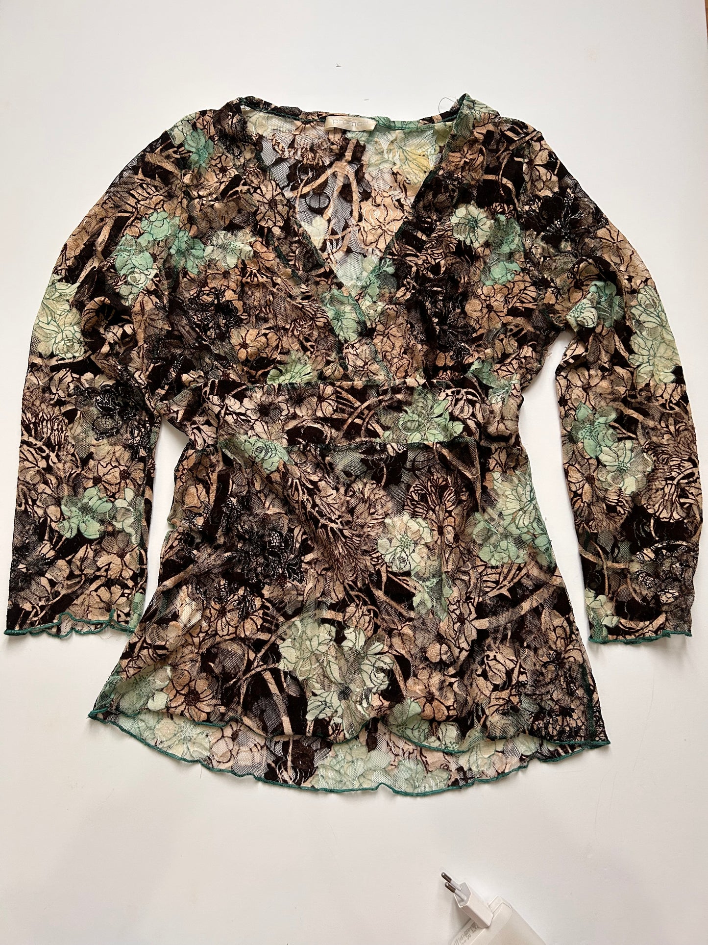 Adorable fairy sheer lace top size M/L