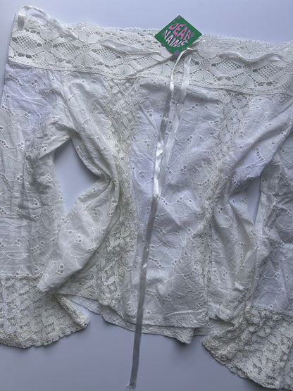 Adorable fairy off the shoulder adjustable top size M