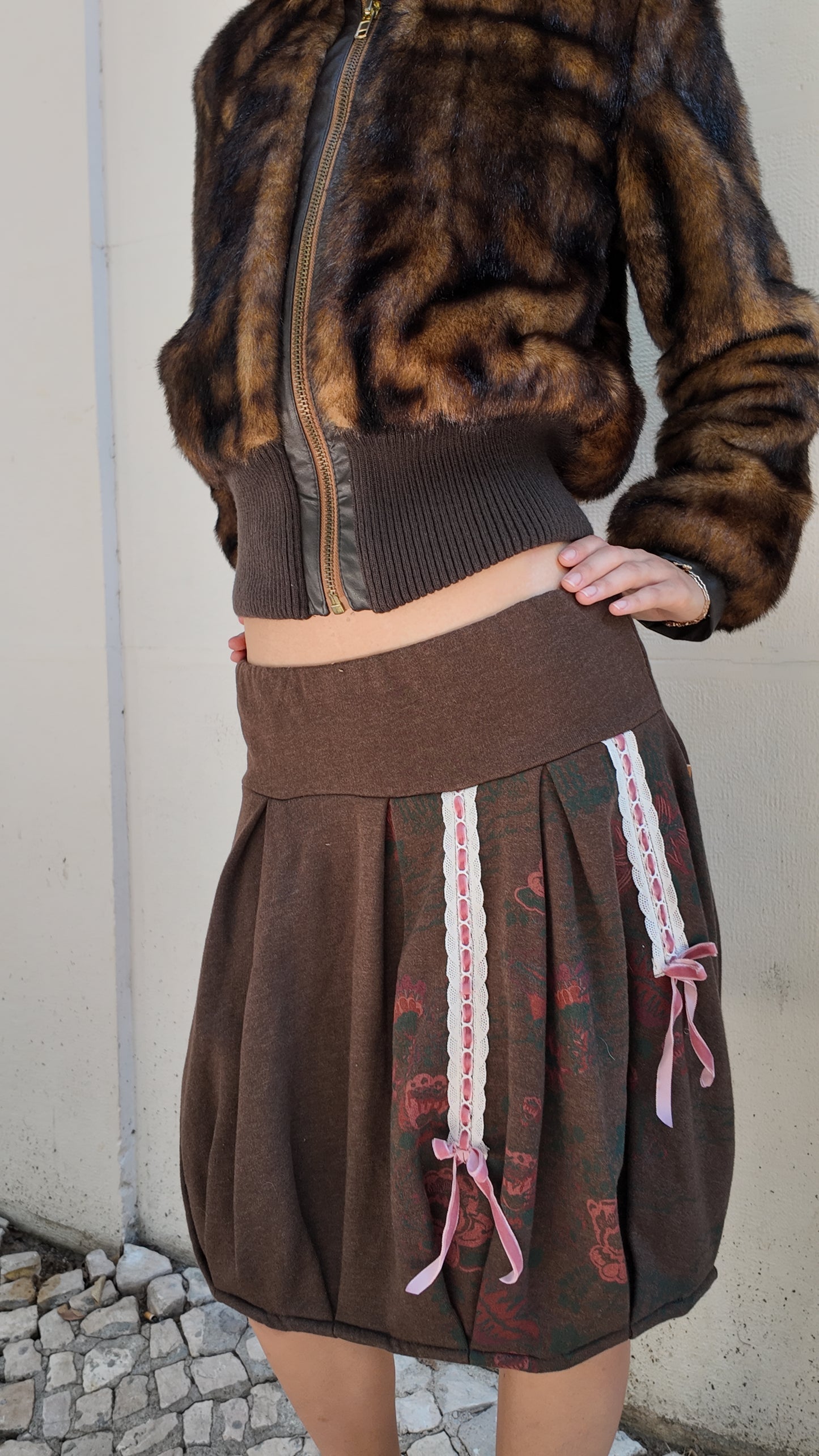 Winter coquette skirt with bow detail size 38