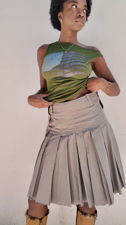 Pleaded midi skirt size 34