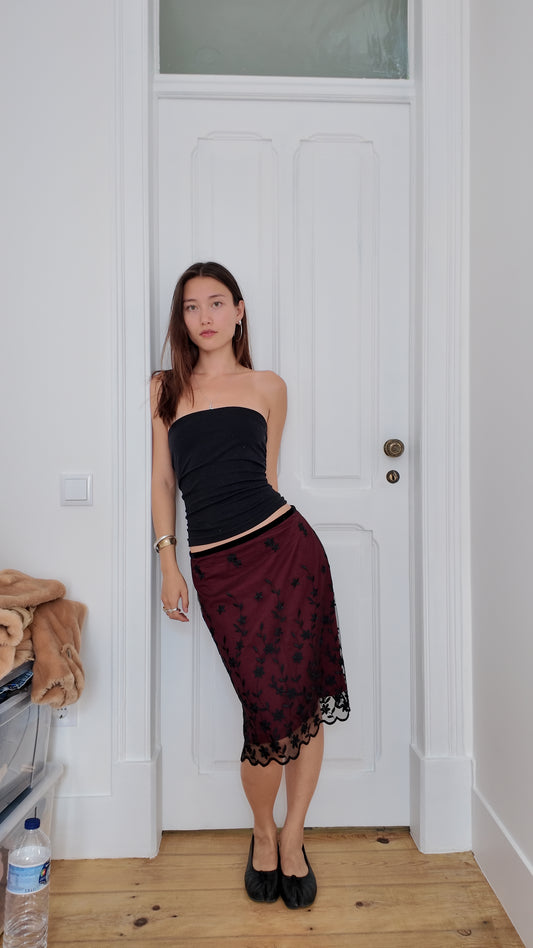 Perfect midi red with black lace skirt size 36