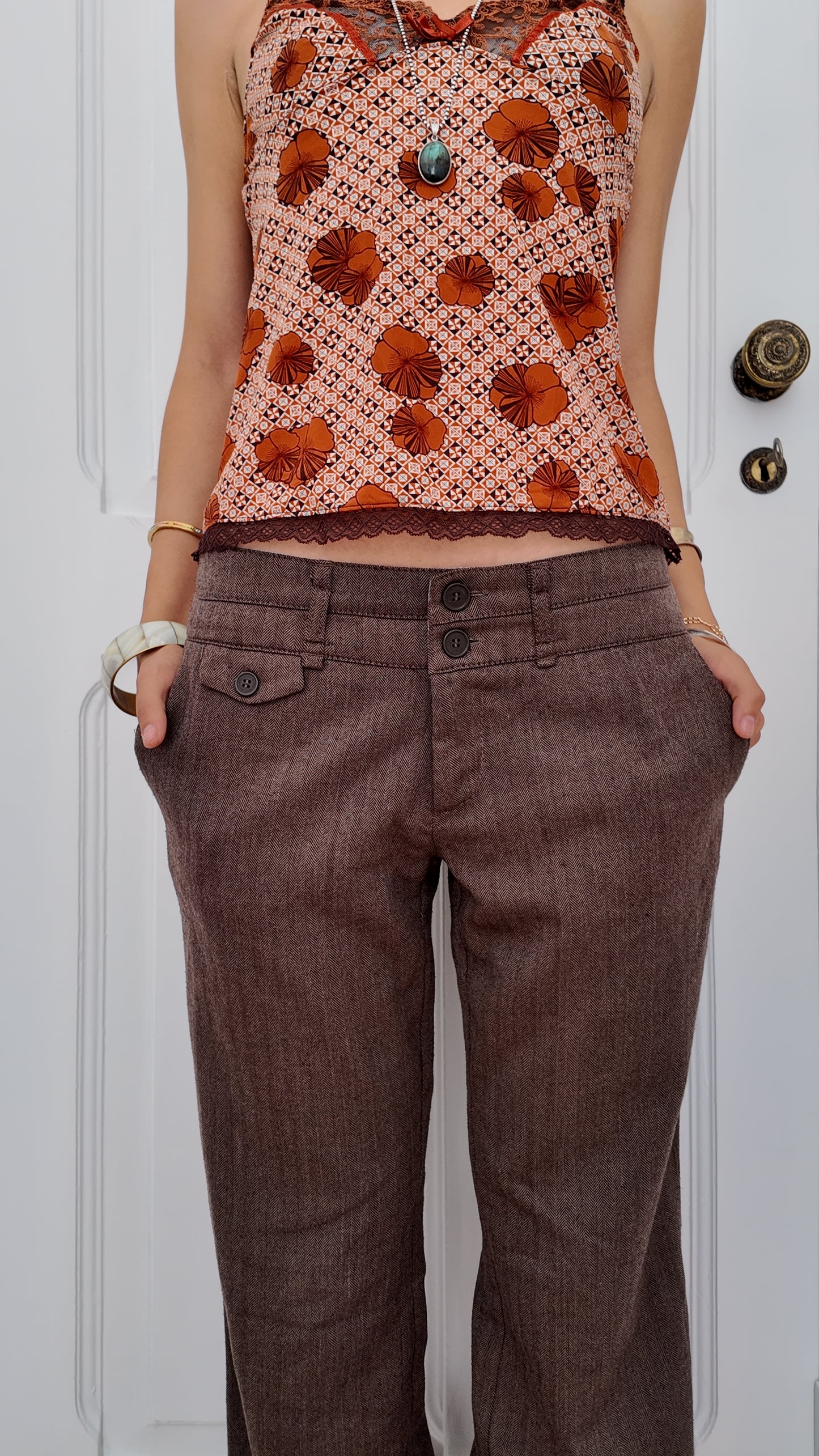Adorable brown vintage pants size 34