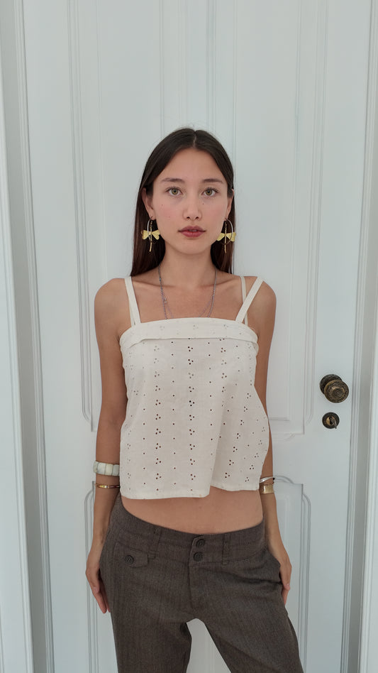 Adorable white coquette top size S