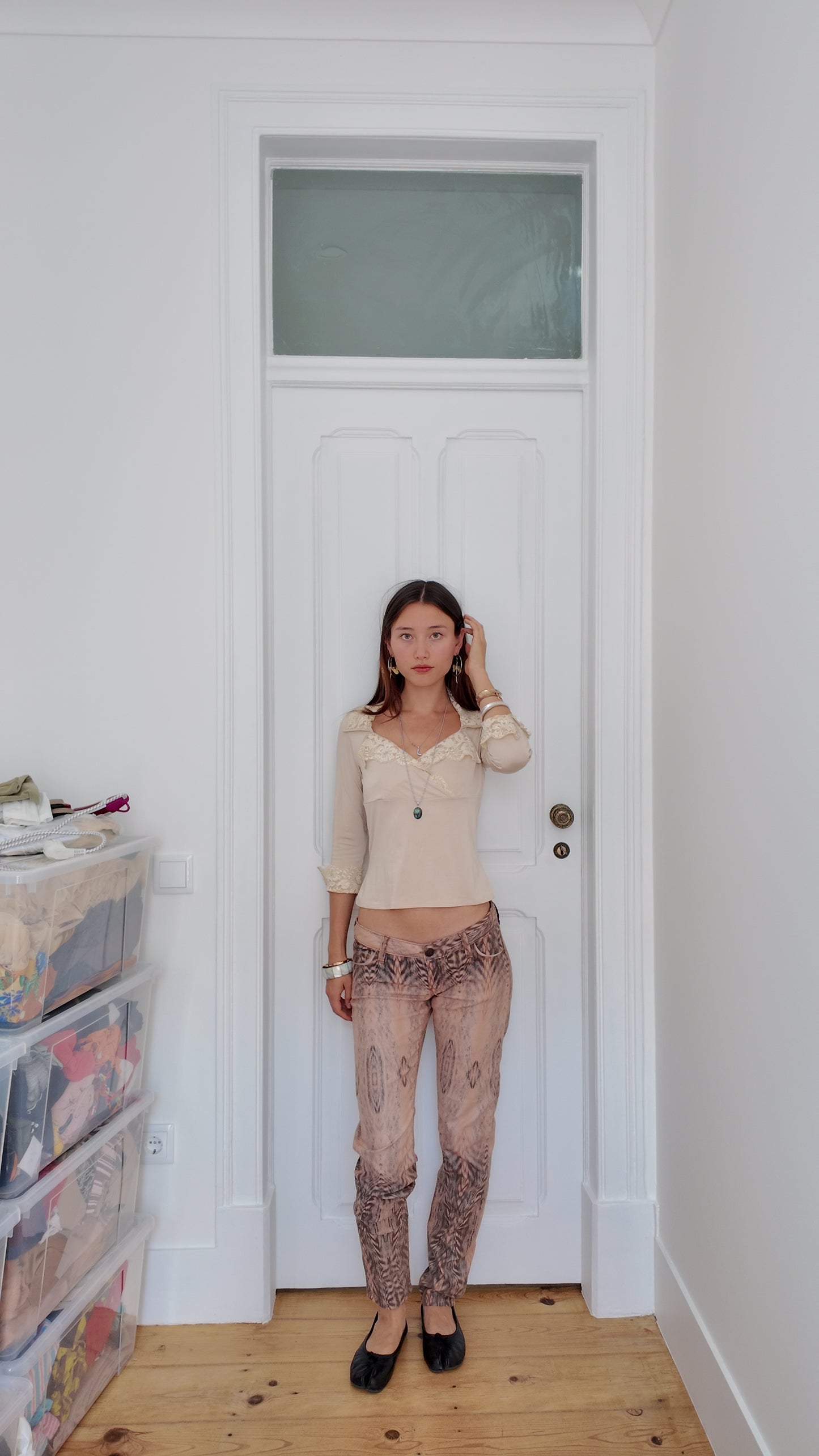 Adorable beige long sleeve top with lace detail size S