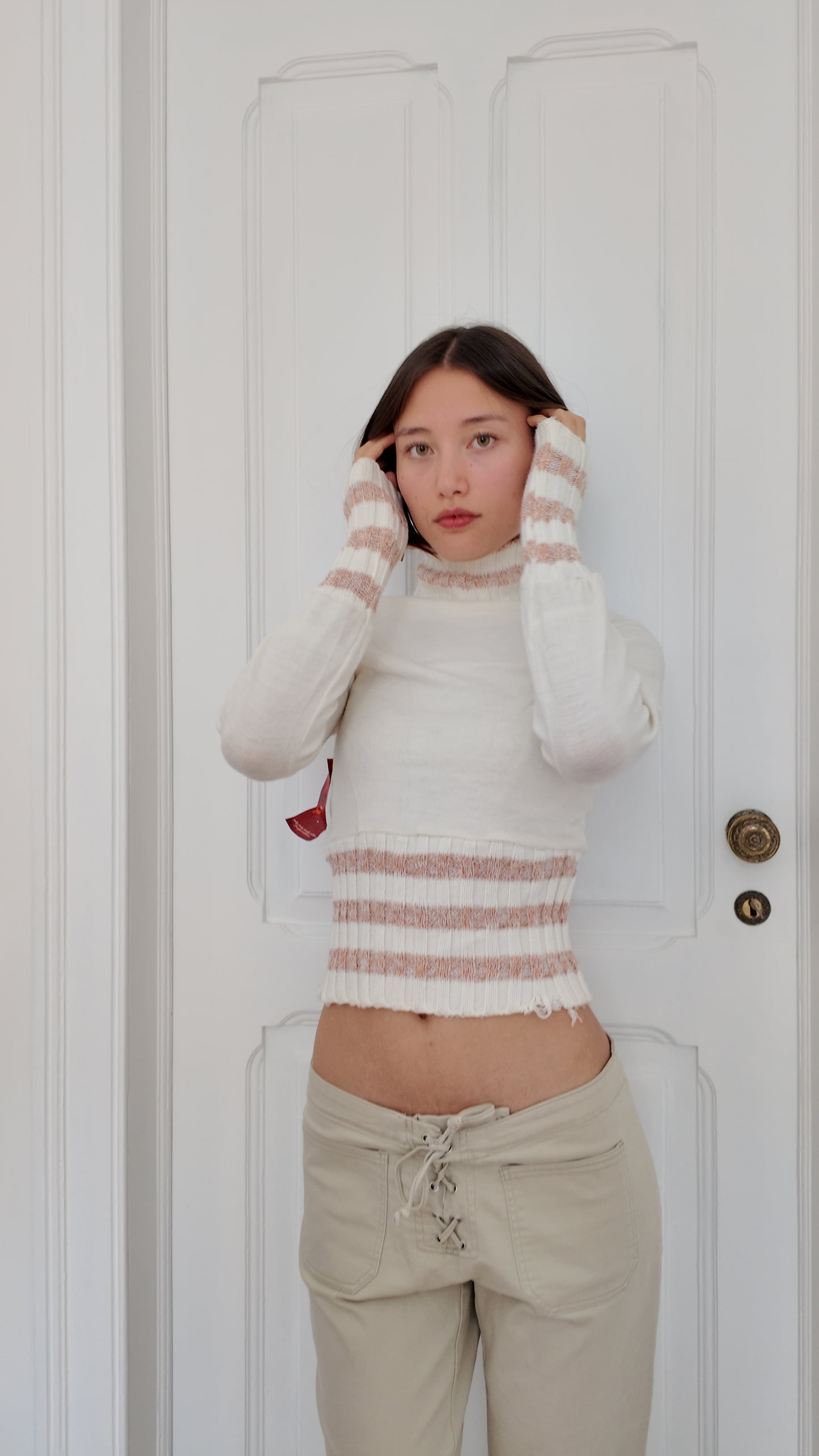 Adorable high nick deadstock top with stripe detail size S