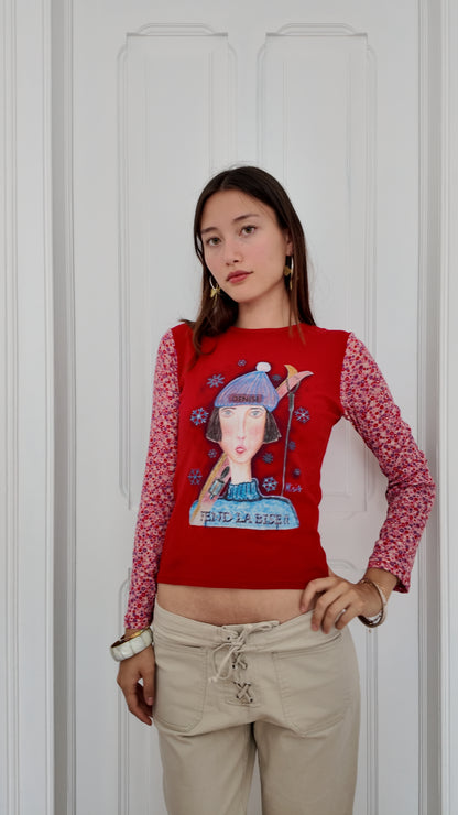 Long sleeve top cool graphic size M