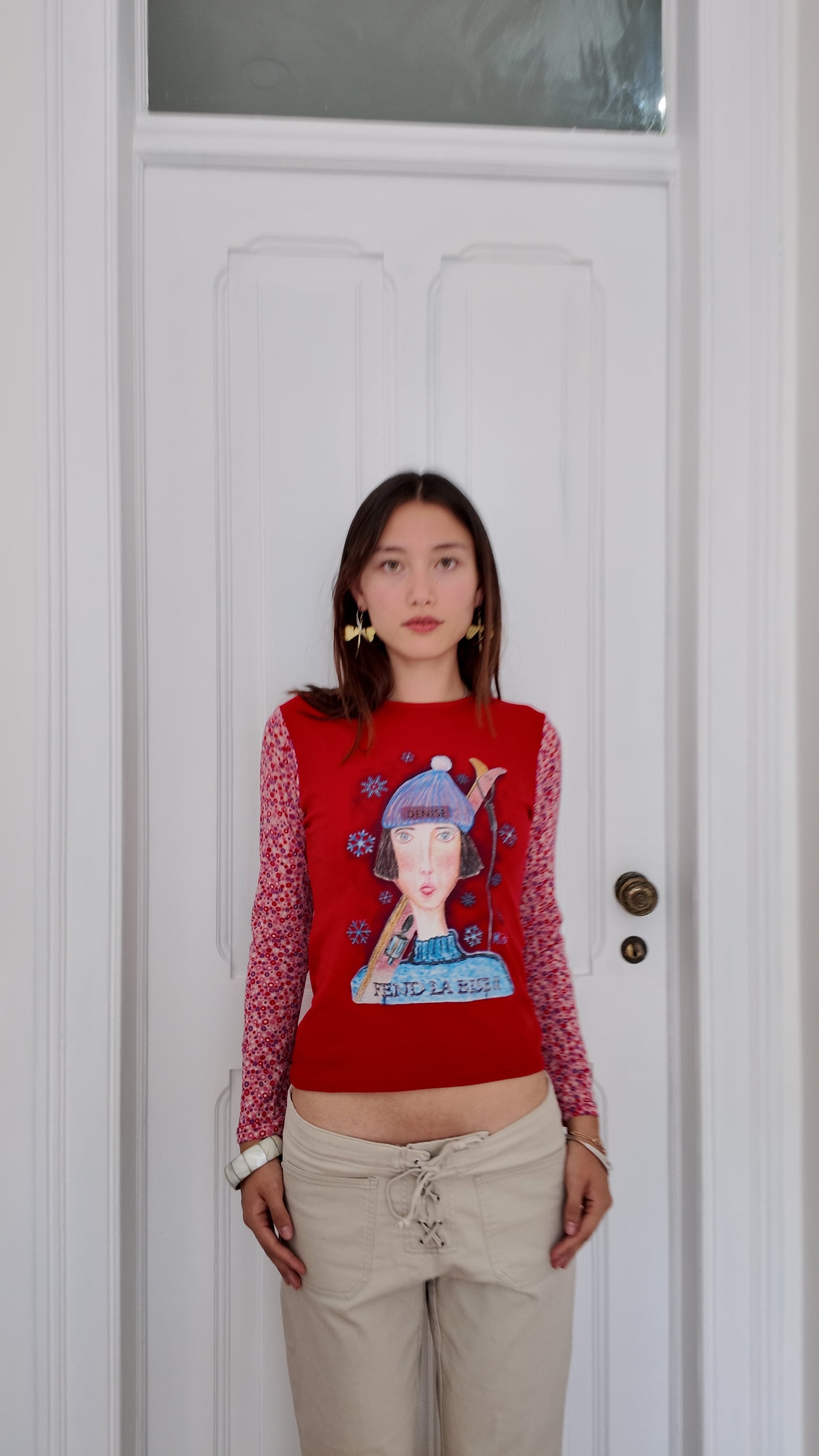 Long sleeve top cool graphic size M