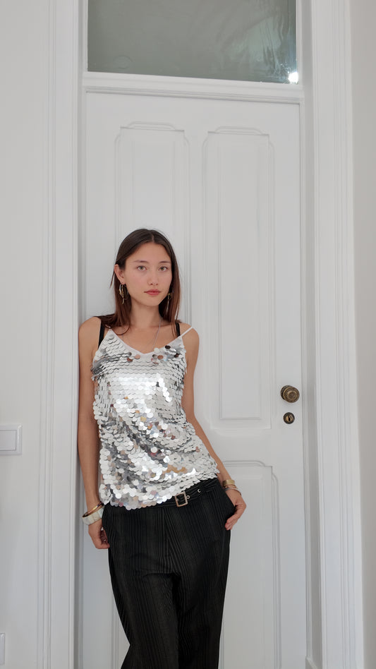 Amazing sequin silver top size M